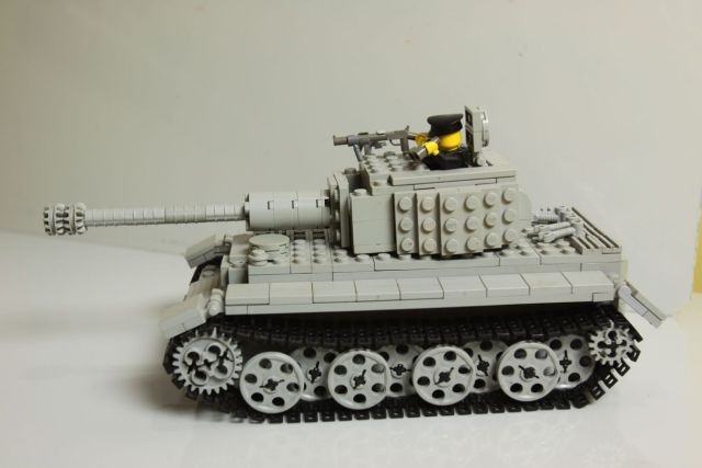 pzkpfw._vi_3.jpg