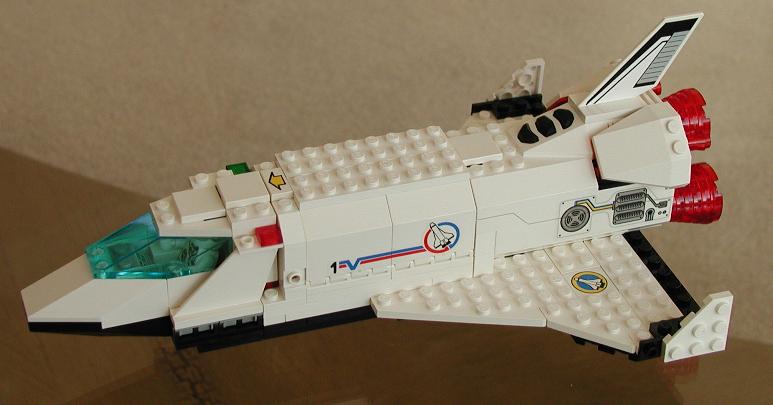 6shuttleinflight.jpg