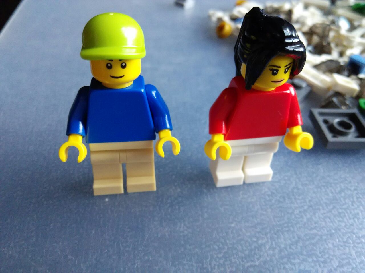 minifigs.jpg