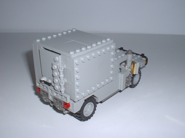 m1042-3.jpg