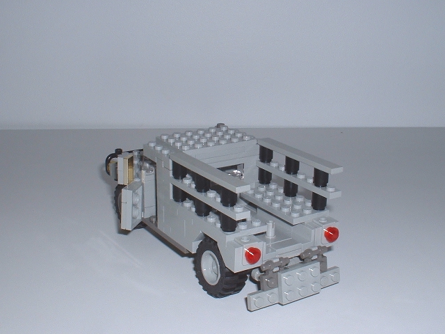 m998troop-2.jpg
