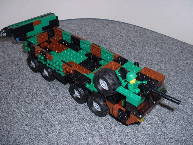 m-977a.jpg