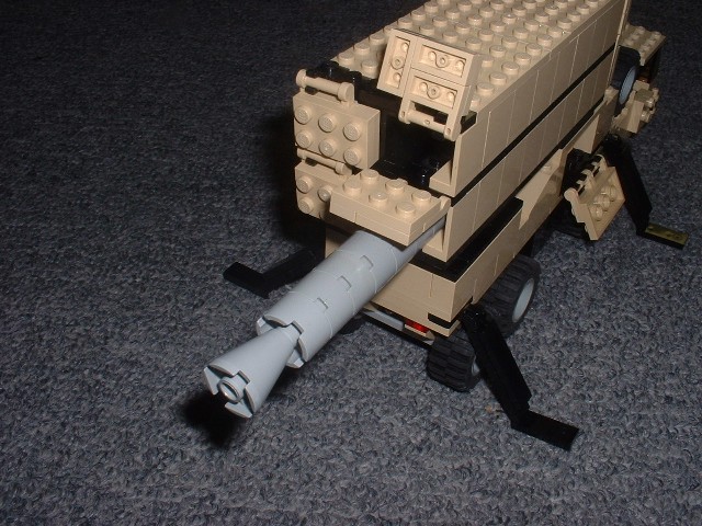 m1075-07.jpg