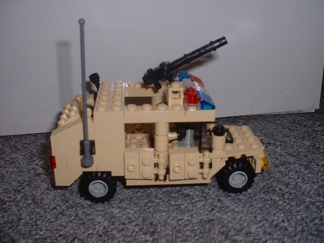 m1025.jpg