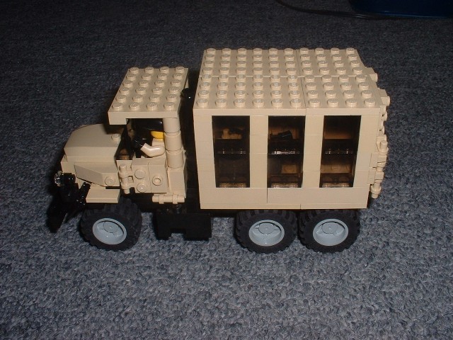 m923-e2.jpg