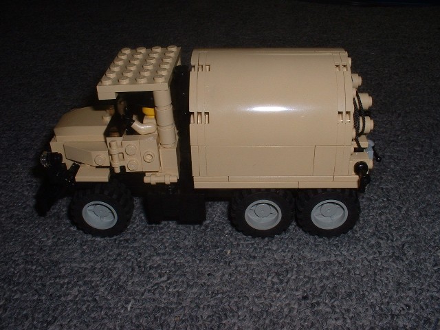 m923-f2.jpg