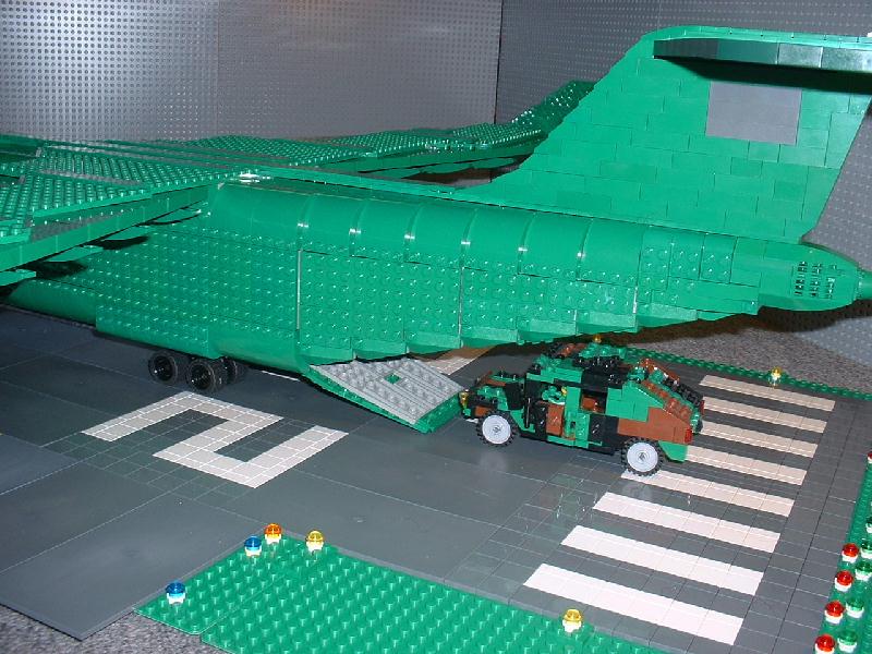 c-17m.jpg