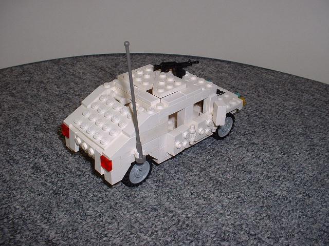 un-1b.jpg