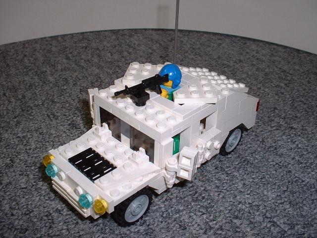 un-1c.jpg