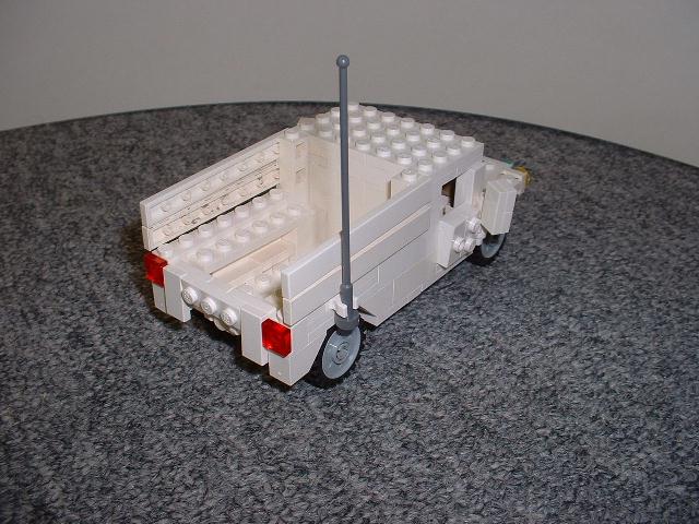 un-3b.jpg