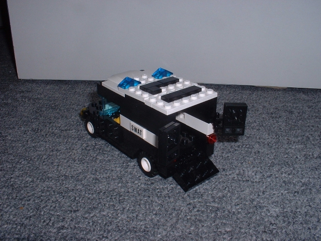 police17-02.jpg