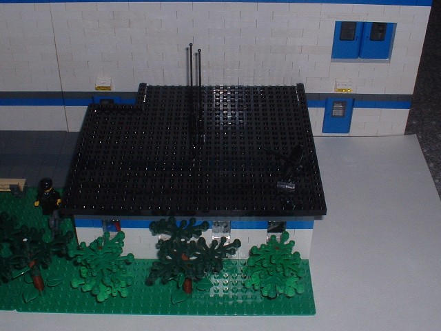 hangar-04-cc01.jpg