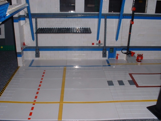 hangar-empty04.jpg