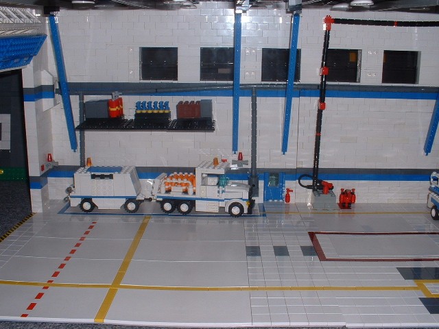 hangar-loaded04.jpg
