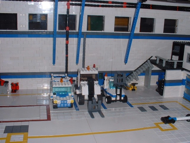 hangar-loaded05.jpg