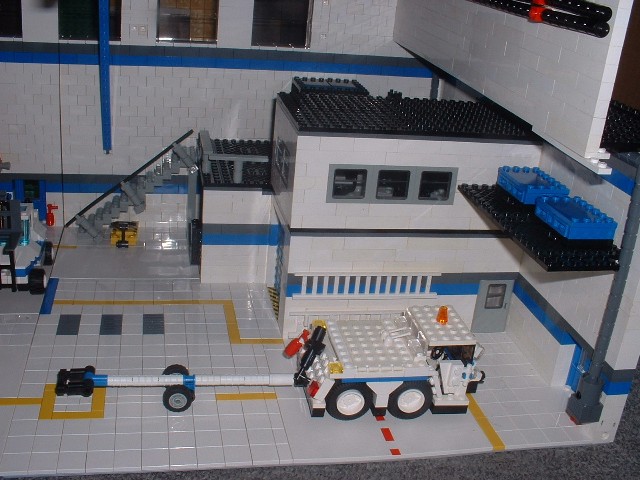 hangar-loaded06.jpg