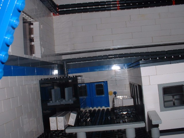 hangar-workstation01a.jpg