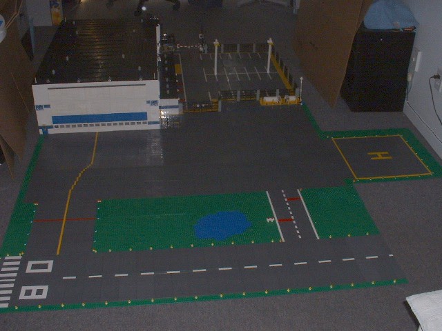 tarmac-empty01.jpg