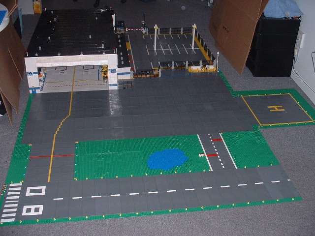 tarmac-empty02.jpg
