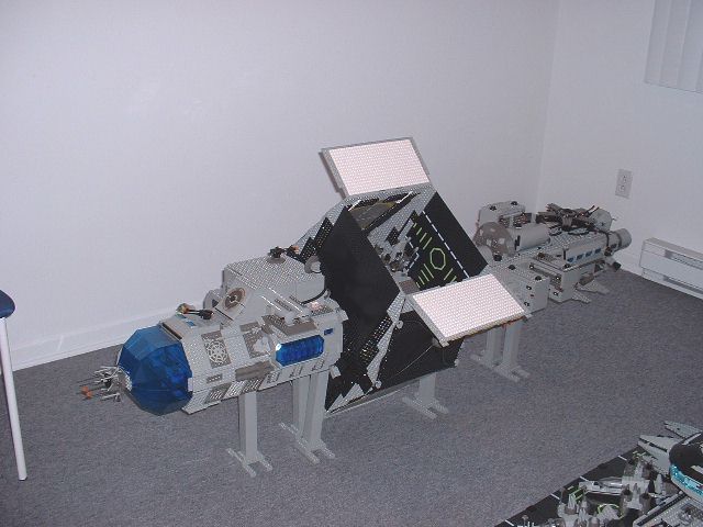 damocles-02.jpg