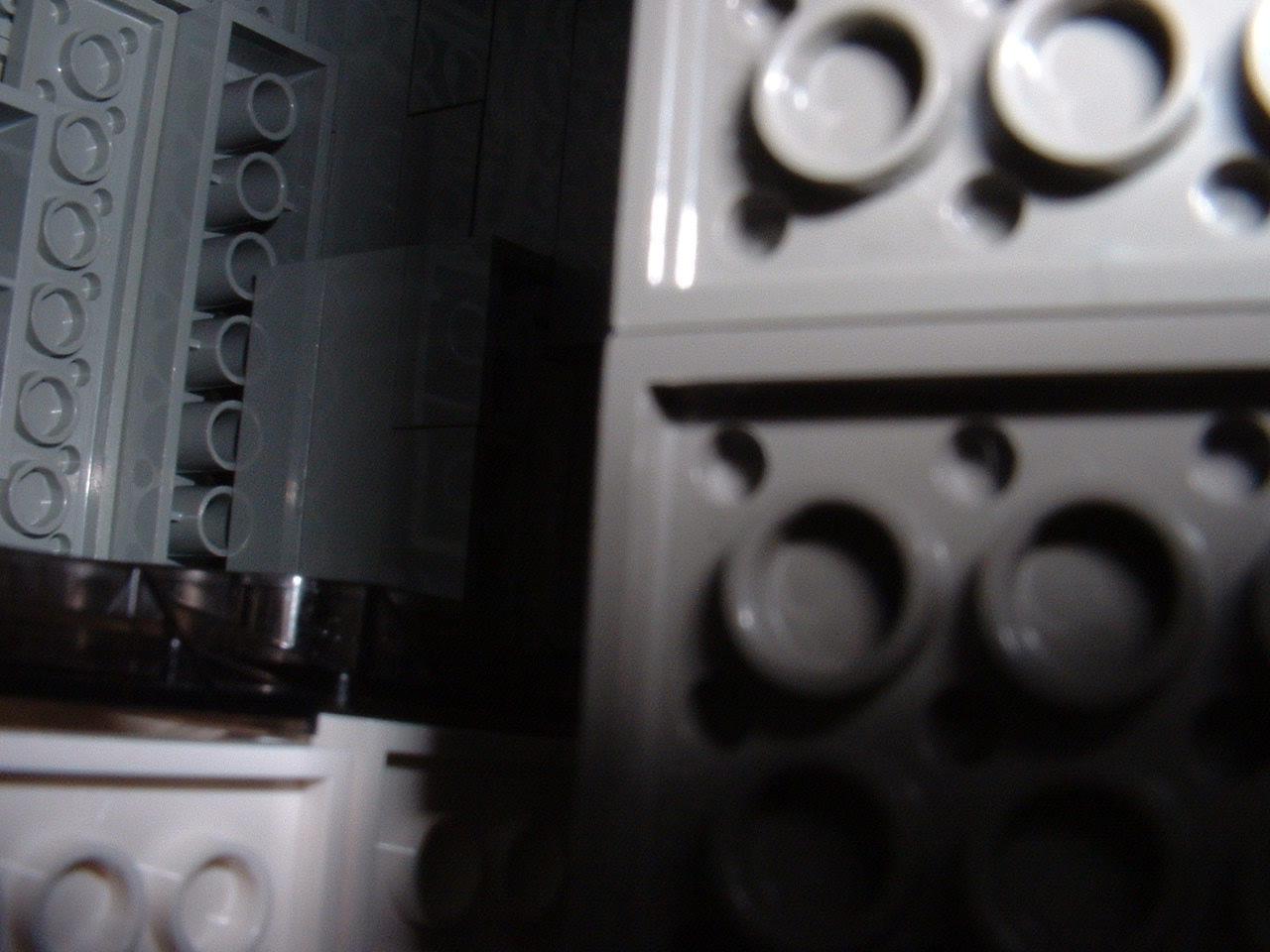 r-stockroom03.jpg