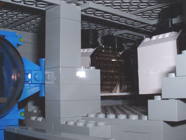 r-workpodbay04.jpg