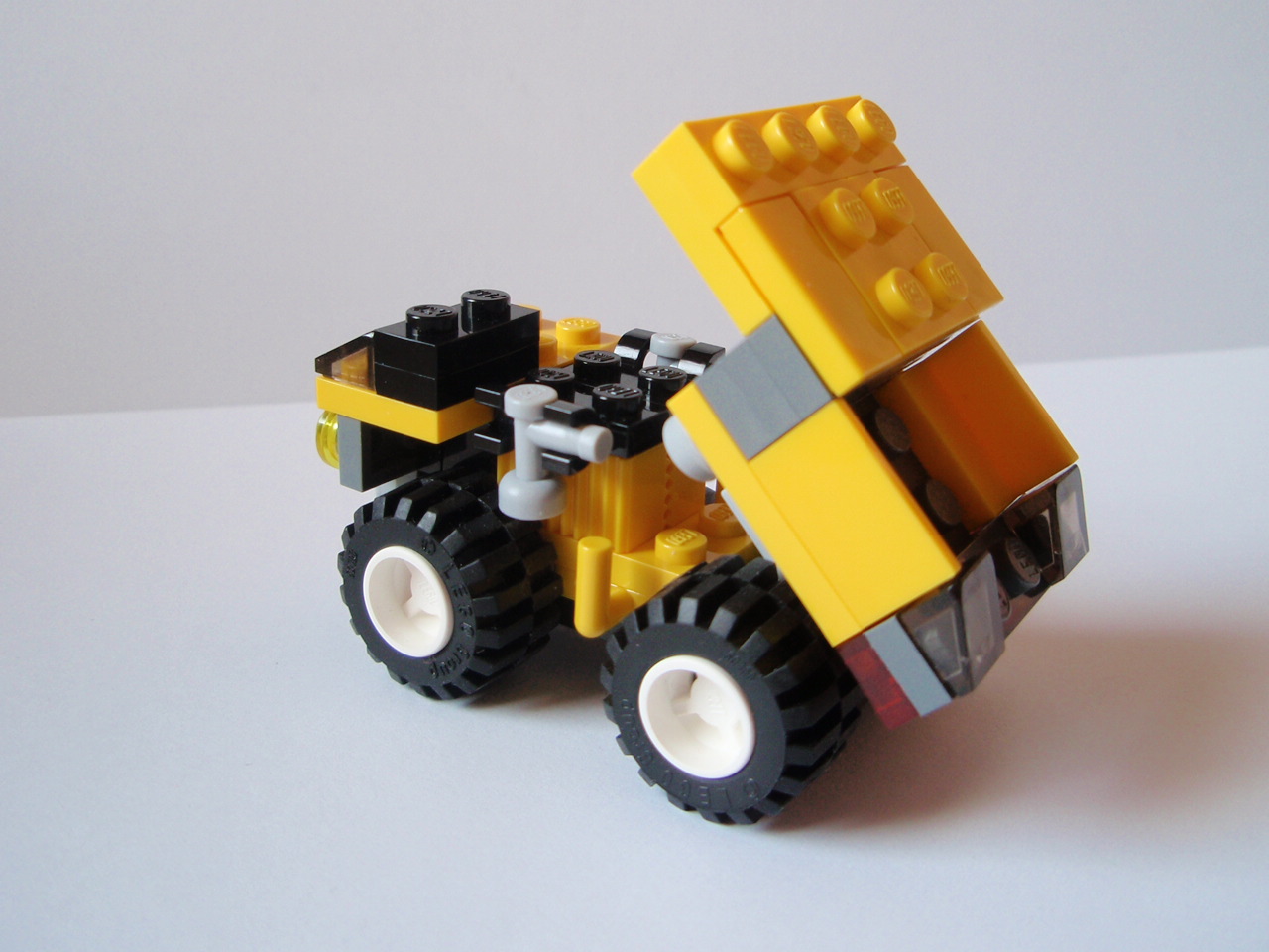dump_truck_1.8.jpg