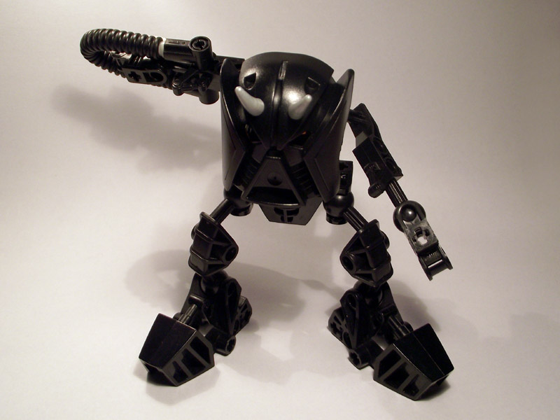 06-brass-knuckles.jpg