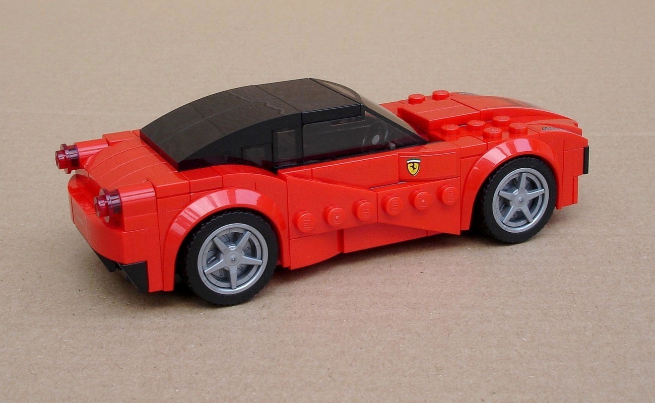 ferrari_599_gto_8.jpg