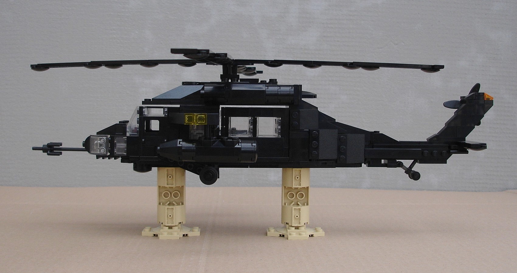 uh-60_black_hawk_8.jpg