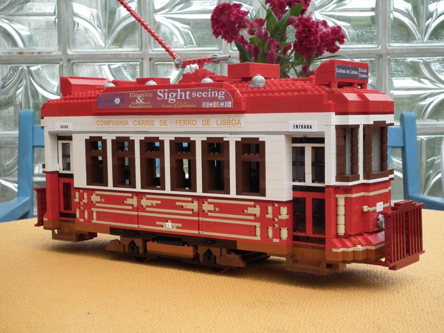 1_Touristtram_ML.JPG