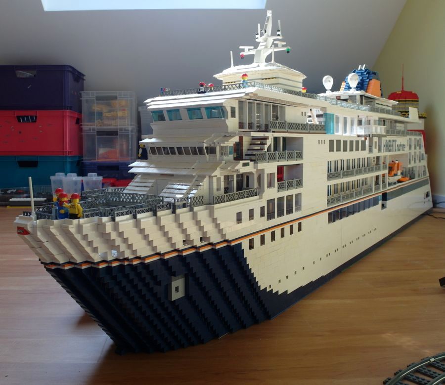 001_Hapag-Lloyd_MS_Hanseatic-Nature_Mai18.JPG