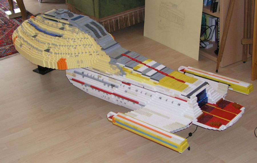 USS_Voyager_aa.JPG