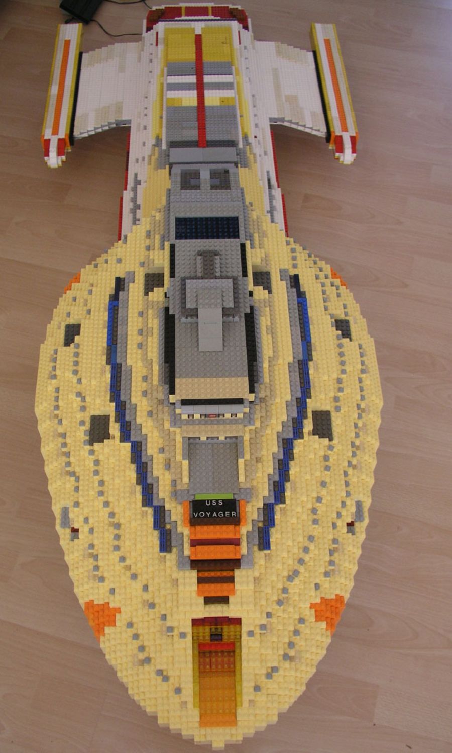 USS_Voyager_al.JPG