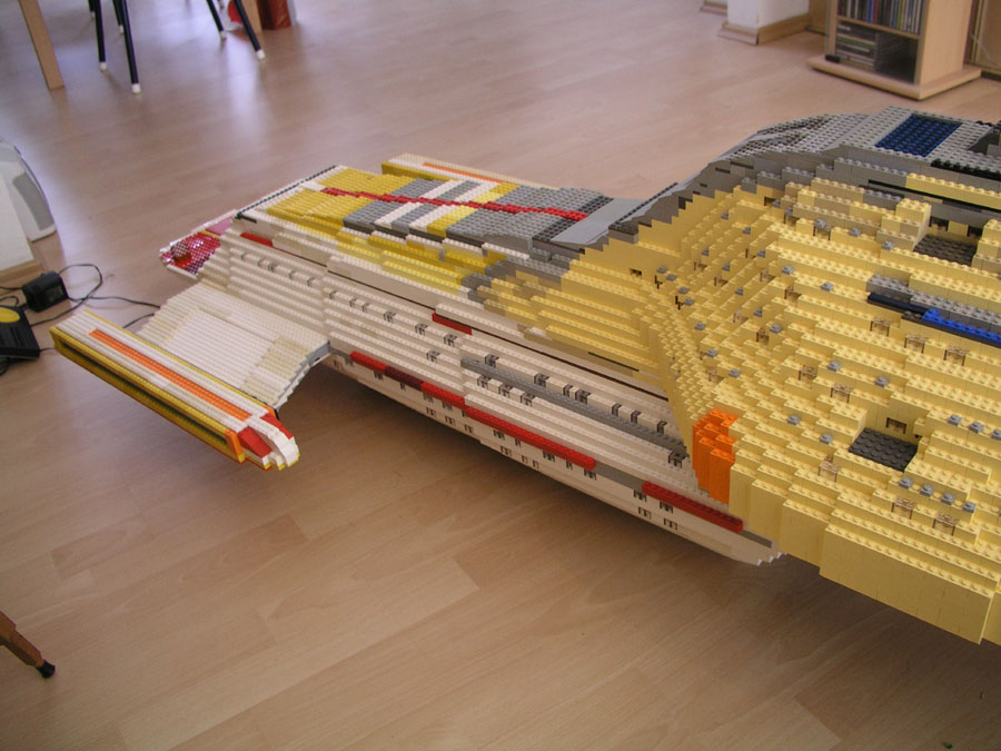 USS_Voyager_an.JPG