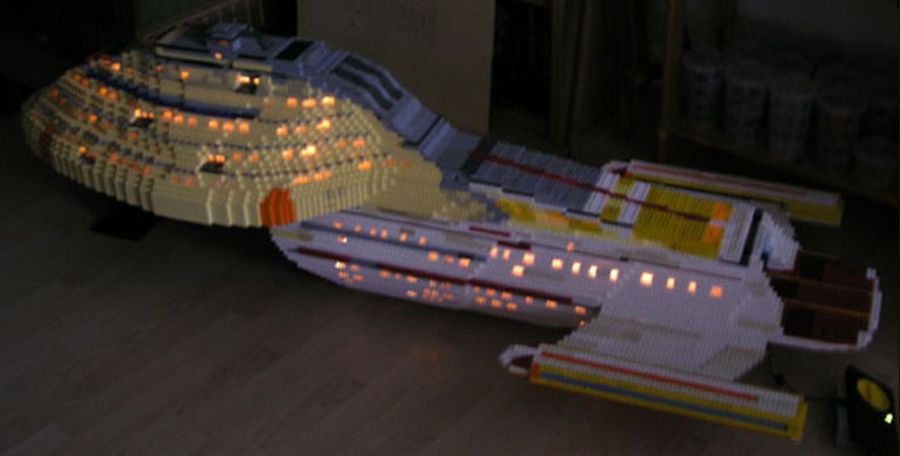 USS_Voyager_au.JPG