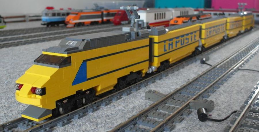 TGV_La_Poste_aa.JPG