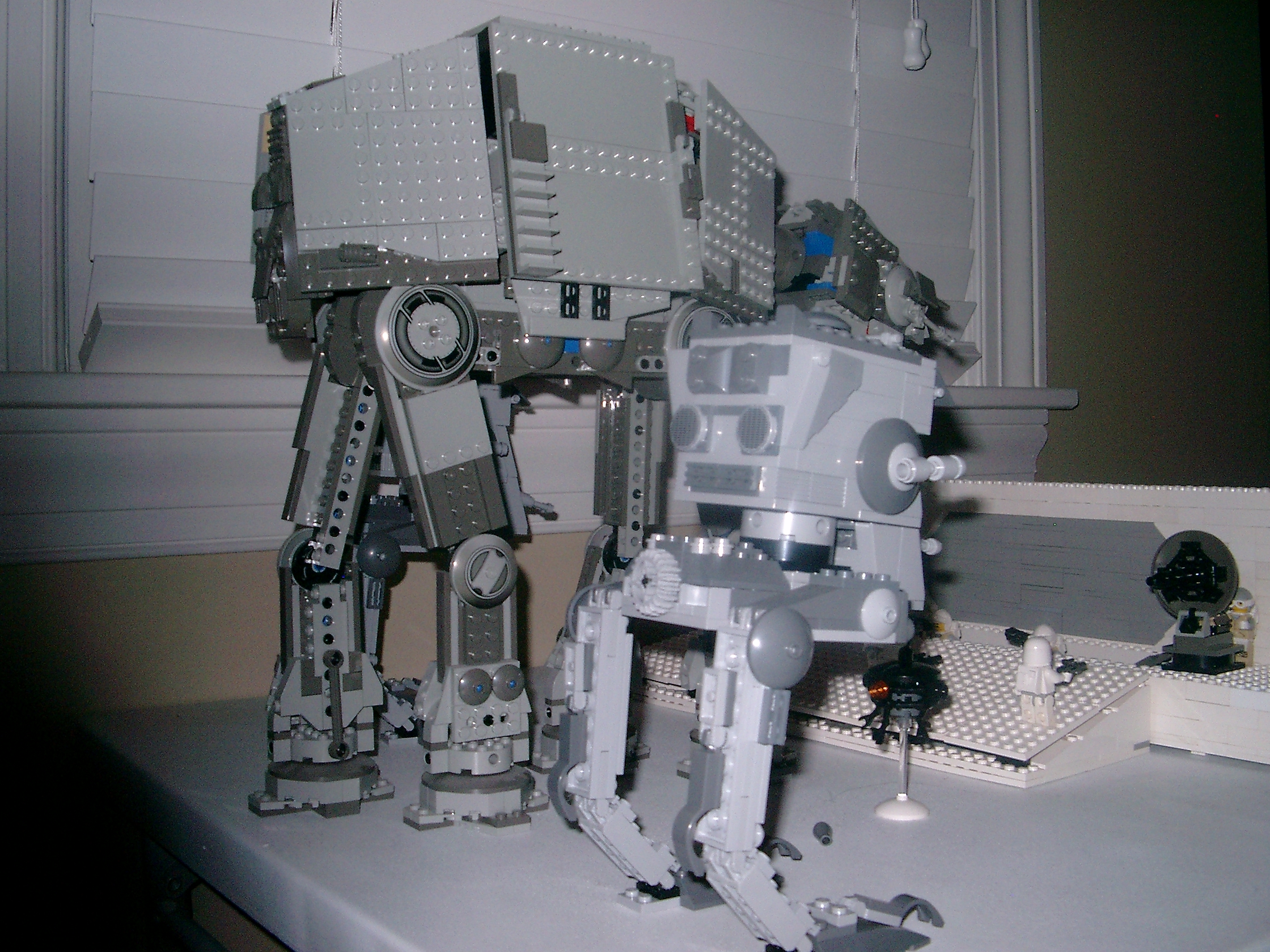 imperial_walkers_ii.jpg