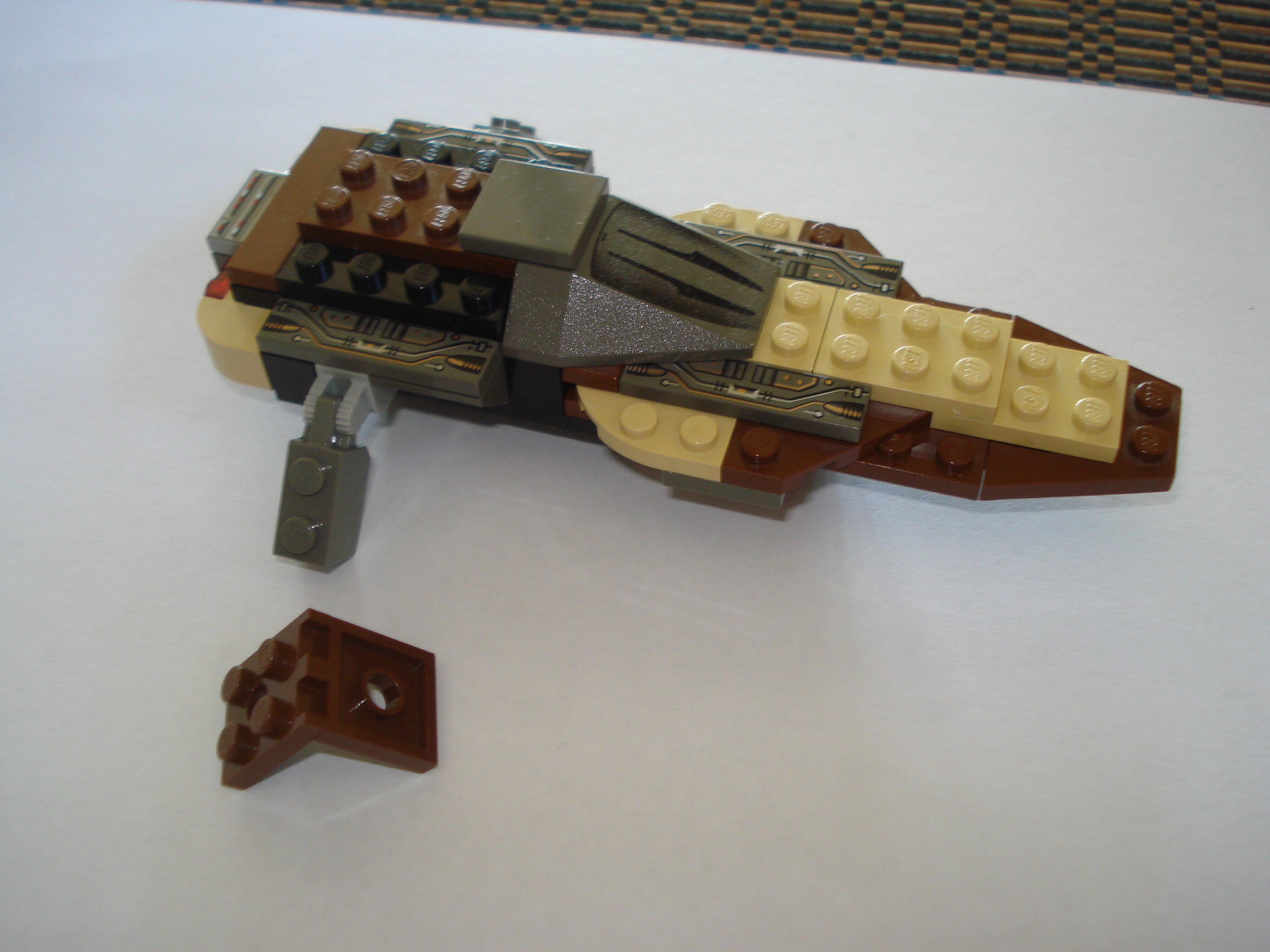 hawkdroid_007.jpg
