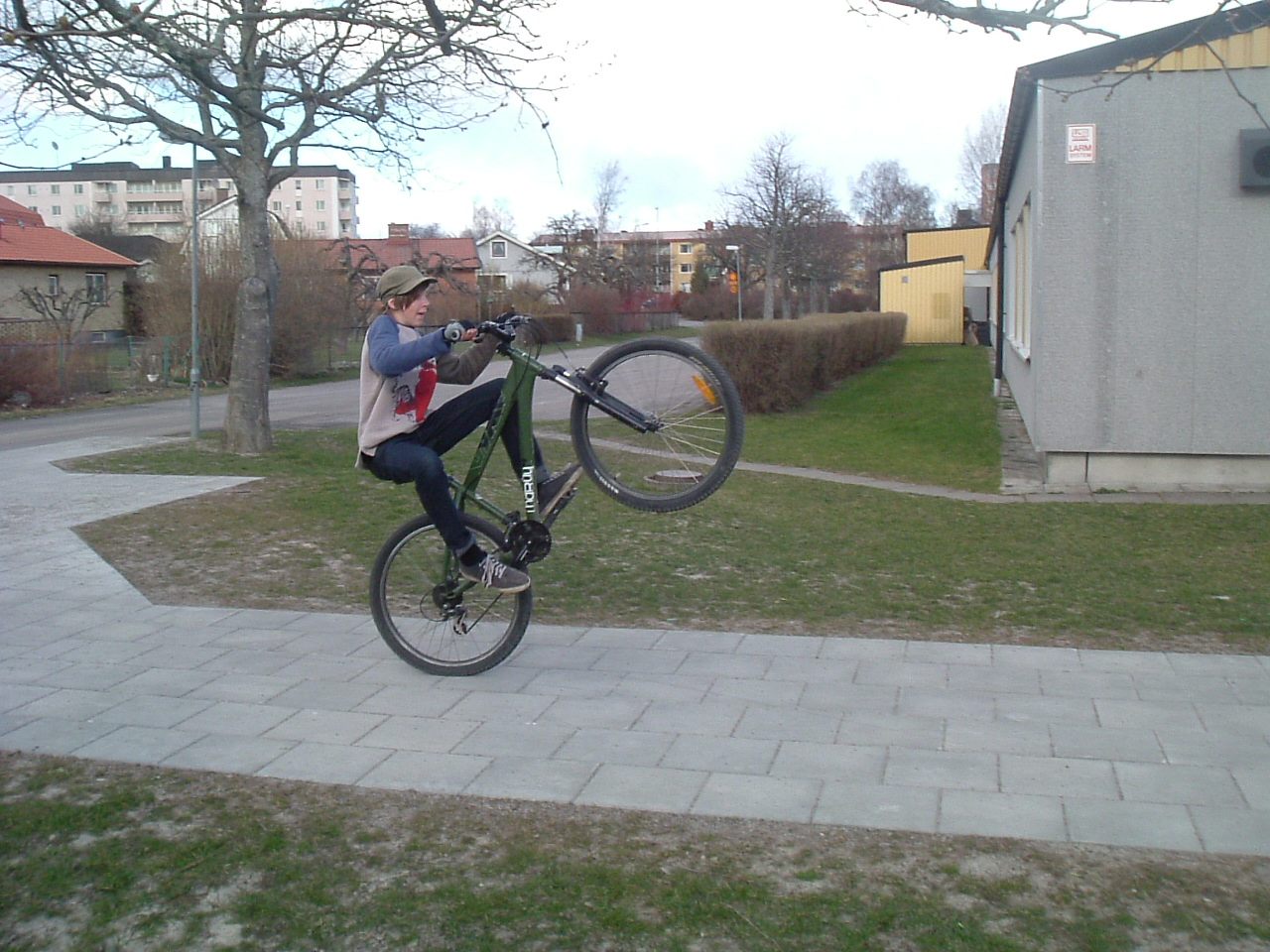 bike_stunts_001.jpg
