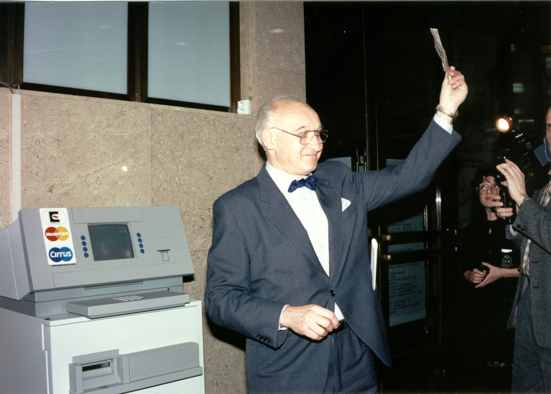 the_first_withdrawal_19.2.1992_by_mr.r.salzmann.jpg