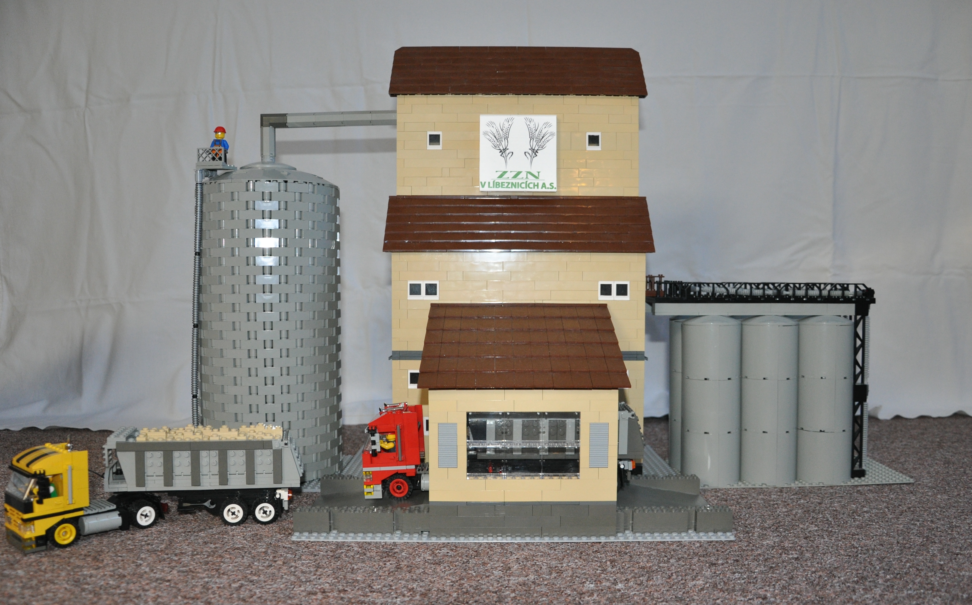 dsc_6984_email.jpg