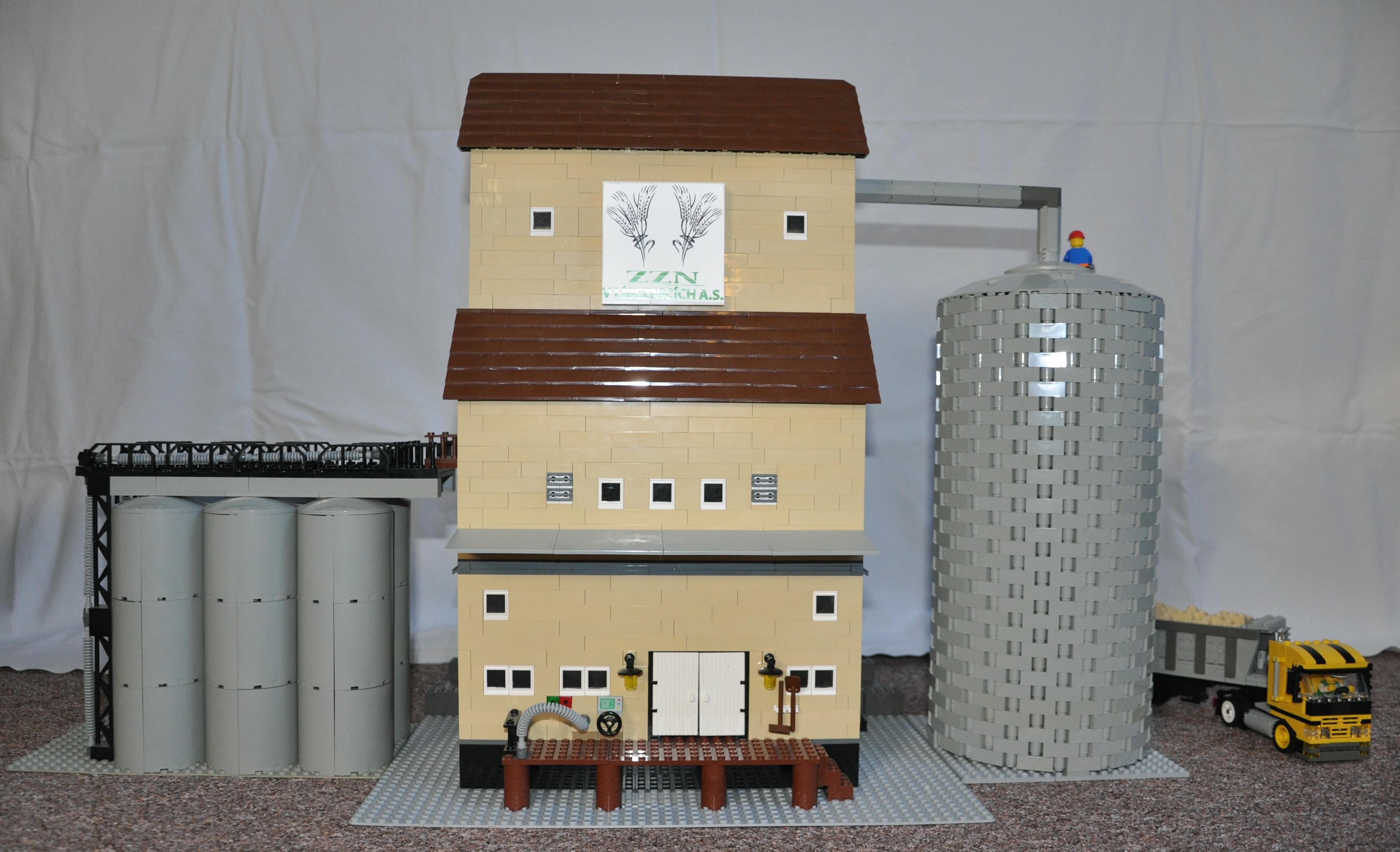 dsc_6986_email.jpg