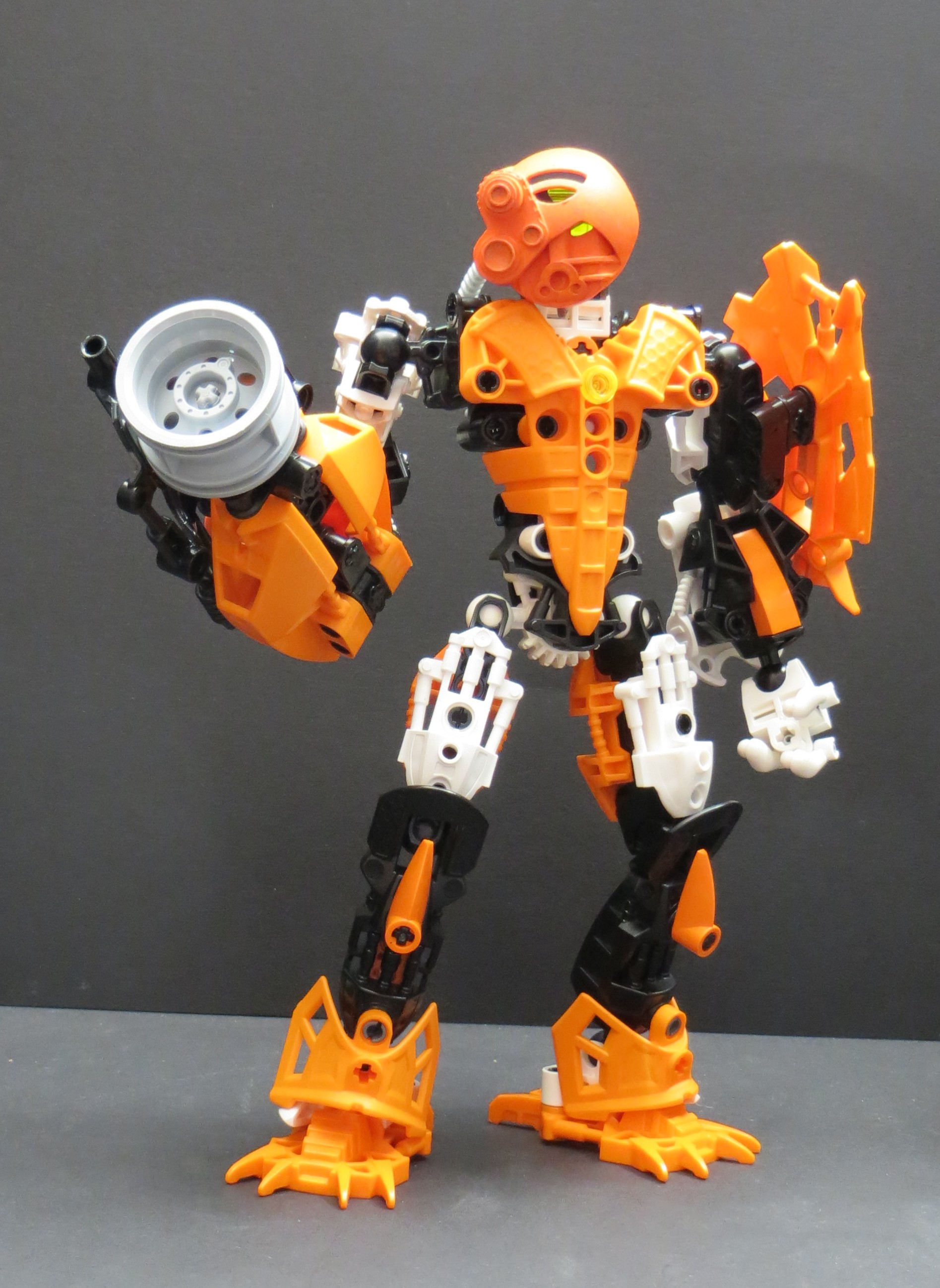 1_plasma_inika_dude.jpg