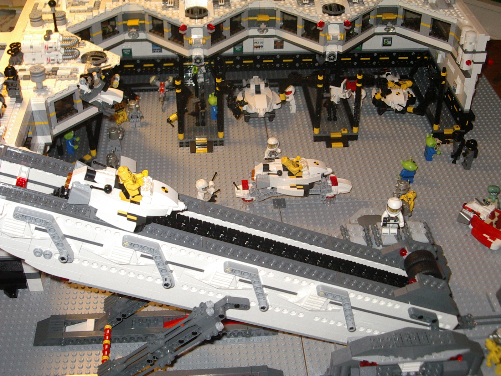 crashtestcenter05.jpg