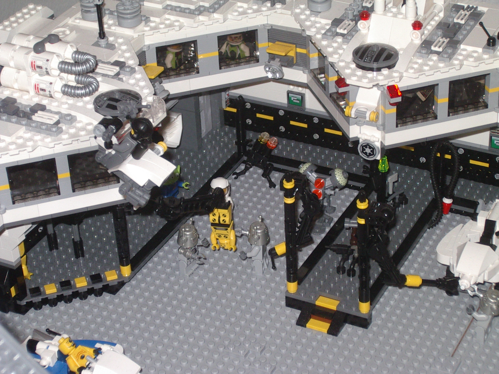 crashtestcenter08.jpg