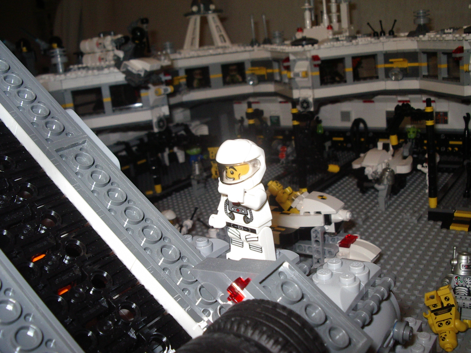 crashtestcenter16.jpg