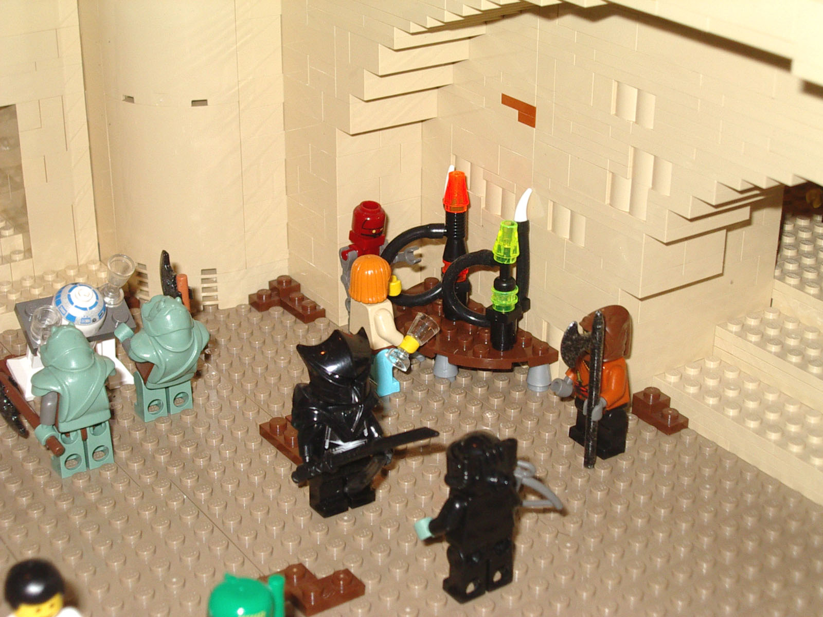 23_jabbas_palace_waterpipes.jpg