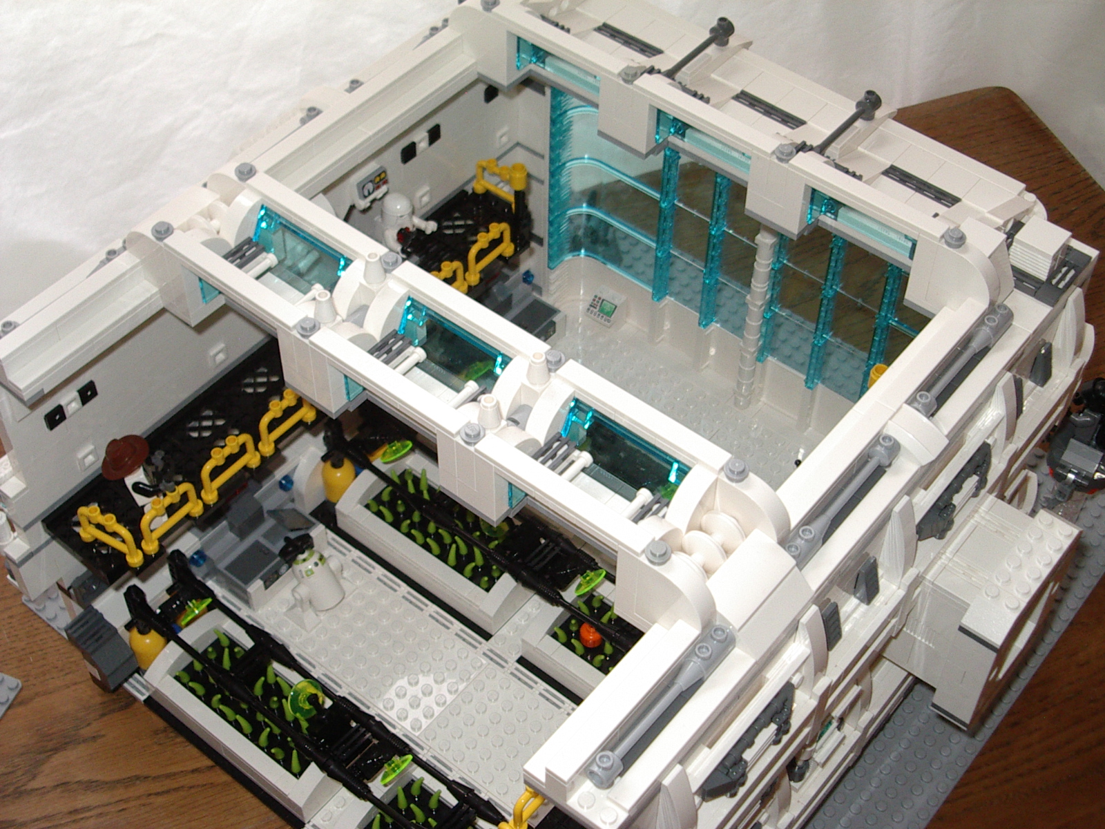 18_greenhouse.jpg