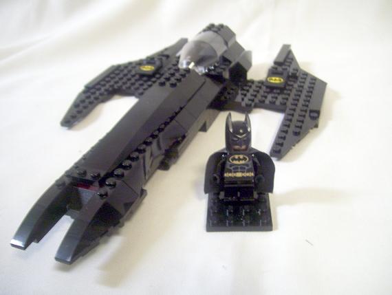 batman_with_batplane.jpg